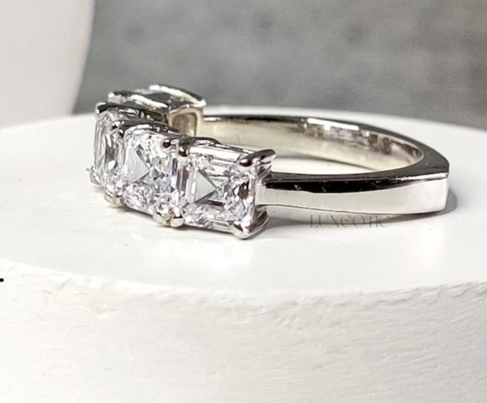 NWB 2.5 Ct White Asscher Cut 5-Stone Moissanite Band 925 Sterling Silver Sz 7 - Picture 10 of 10
